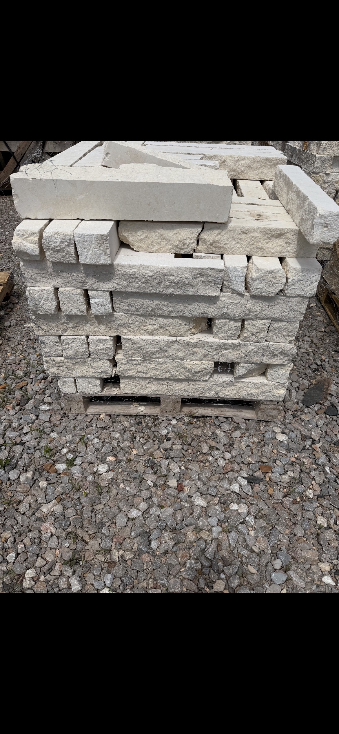 Cream Chopped Stone
